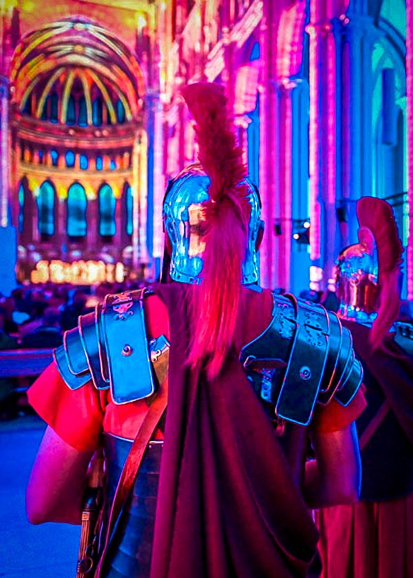LYON-Lumiere1-tekoaphotos Son et lumière immersif avec figurants à Metz en 2025