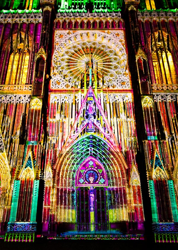 STRASBOURG-cathédrale-Arnaud-Masson Son et lumière immersif avec figurants à Metz en 2025